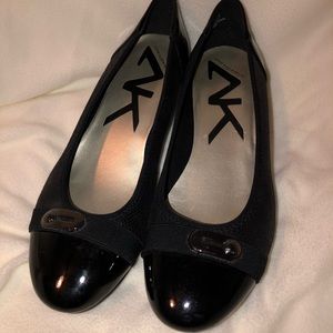 Anne Klein Loafer. 8 1/2 M